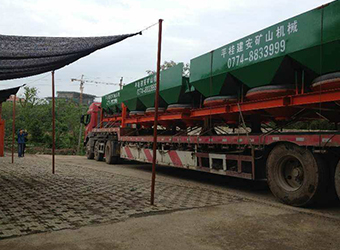 大型圓形液壓跳汰機(jī)發(fā)貨到印度尼西亞